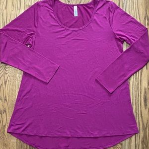 LuLaRoe Lynnae Long Sleeve Tee - Size L